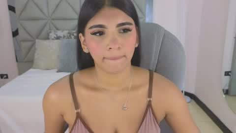 Maiaa Ruiz  online show from May 2026 01:27:02 PM