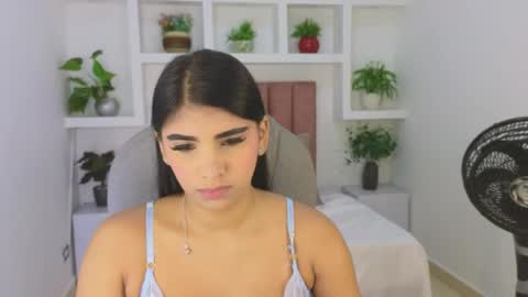 Maiaa Ruiz  online show from May 2026 01:30:01 PM