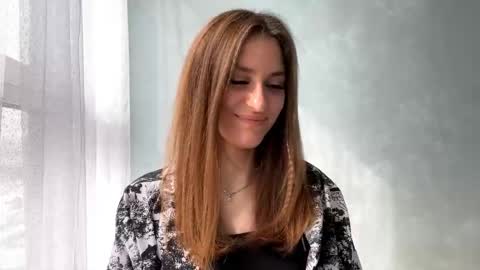 Snapshot of maiabarthe chatting on March 2026 10:04:02 AM M I A online show from March 2026 10:04:02 AM