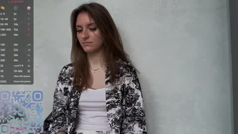 Snapshot of maiabarthe chatting on April 2026 01:41:01 PM M I A online show from April 2026 01:41:01 PM