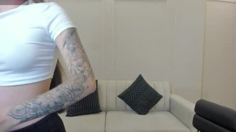  Maia  online show from February 2026 06:51:02 PM