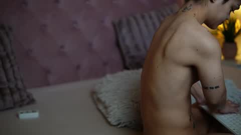  Maia  online show from September 2025 08:20:02 PM