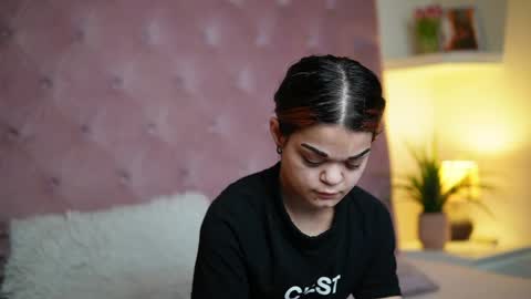  Maia  online show from March 2026 08:38:01 PM