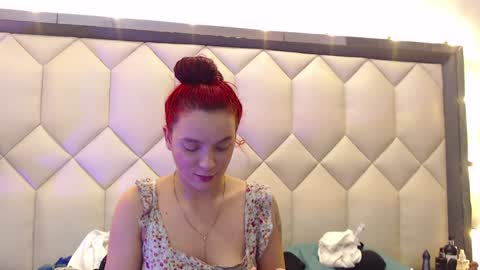 Maia  online show from February 2025 06:22:02 PM