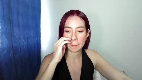 Snapshot of maiarosse_ chatting on May 2026 08:21:02 PM MaiaRosse online show from May 2026 08:21:02 PM