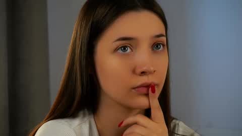 Lucy online show from March 2025 04:17:02 AM