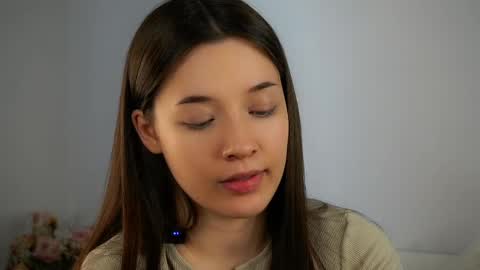 Lucy online show from March 2025 04:23:02 AM