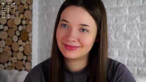 Lucy online show from September 2025 02:44:01 AM