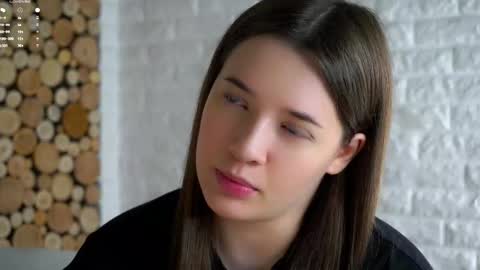 Lucy online show from December 2025 02:52:02 AM