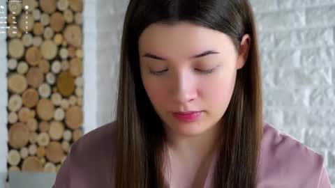 Lucy online show from December 2025 02:09:02 AM