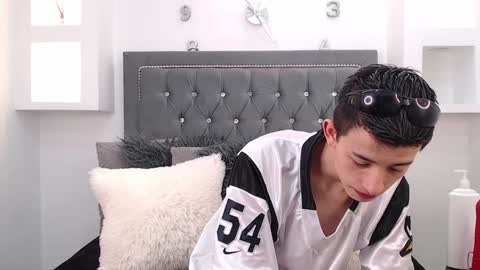 Maik Carver online show from January 2025 04:20:01 AM