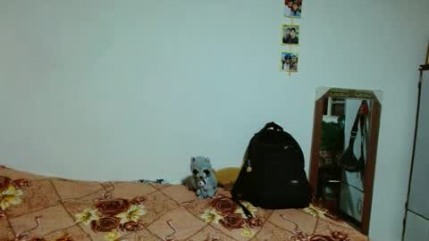 Maiki online show from November 2025 02:23:02 AM