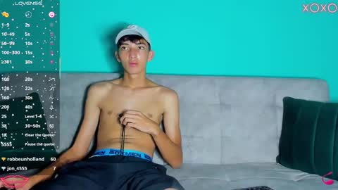 Maikol online show from October 2025 12:55:01 AM