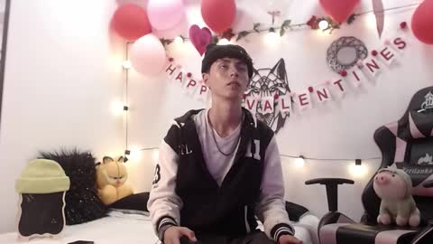 Maiky Cooper online show from February 2025 03:35:02 AM