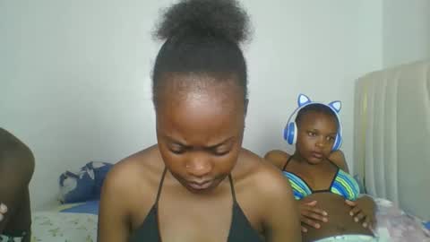 Snapshot of maira_luv1 chatting on January 2026 08:12:02 PM maira luv1 online show from January 2026 08:12:02 PM