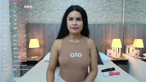 Snapshot of maite_jhon chatting on June 2026 11:33:01 AM online show from June 2026 11:33:01 AM