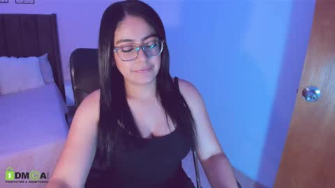 Snapshot of maite_kanes chatting on May 2026 09:56:02 PM Maite online show from May 2026 09:56:02 PM