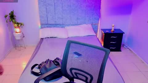 MAITE STONE1 online show from November 2025 03:28:02 AM