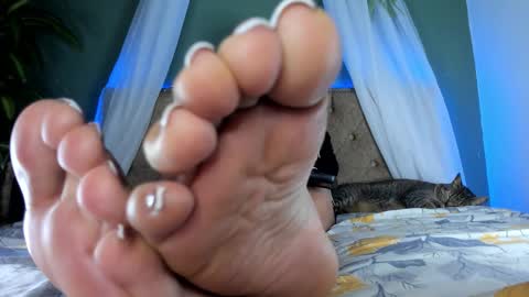 Emma Allen online show from January 2026 02:04:01 AM