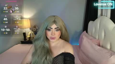 Snapshot of majestydannaxx chatting on May 2026 03:26:01 AM majestydannaxx online show from May 2026 03:26:01 AM