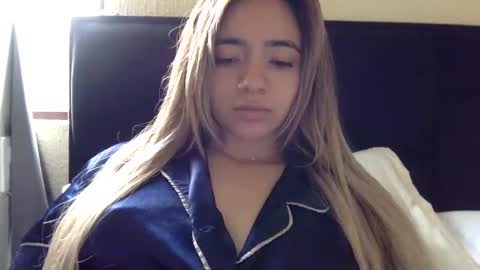Snapshot of majo_gomezz chatting on April 2026 05:26:02 PM majo_gomezz online show from April 2026 05:26:02 PM