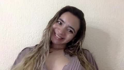 Snapshot of majo_gomezz chatting on April 2026 02:04:02 AM majo_gomezz online show from April 2026 02:04:02 AM