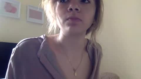 Snapshot of majo_gomezz chatting on April 2026 05:30:01 PM majo_gomezz online show from April 2026 05:30:01 PM