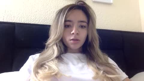 Snapshot of majo_gomezz chatting on May 2026 11:44:02 PM majo_gomezz online show from May 2026 11:44:02 PM