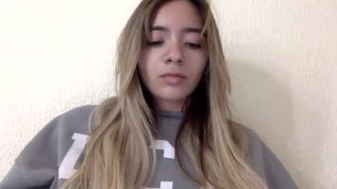 Snapshot of majo_gomezz chatting on May 2026 12:08:01 AM majo_gomezz online show from May 2026 12:08:01 AM