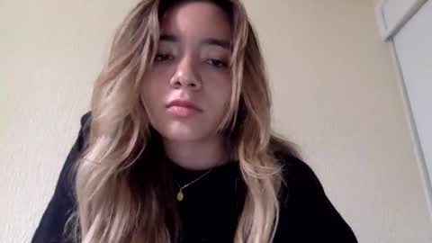 Snapshot of majo_gomezz chatting on May 2026 09:12:01 PM majo_gomezz online show from May 2026 09:12:01 PM