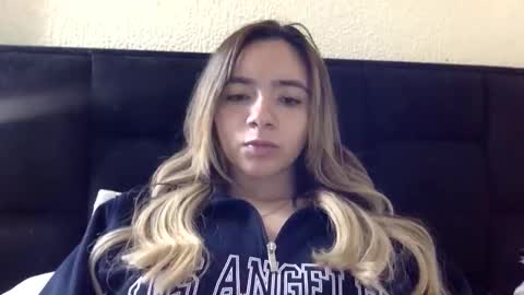 Snapshot of majo_gomezz chatting on May 2026 04:07:02 AM majo_gomezz online show from May 2026 04:07:02 AM
