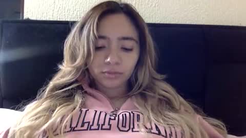 Snapshot of majo_gomezz chatting on May 2026 01:57:16 AM majo_gomezz online show from May 2026 01:57:16 AM