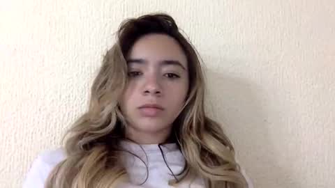 Snapshot of majo_gomezz chatting on May 2026 02:31:01 AM majo_gomezz online show from May 2026 02:31:01 AM