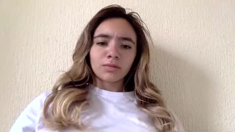 Snapshot of majo_gomezz chatting on May 2026 03:32:01 PM majo_gomezz online show from May 2026 03:32:01 PM