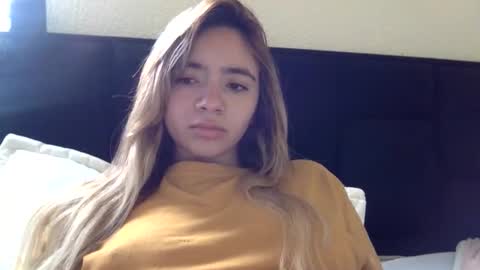 Snapshot of majo_gomezz chatting on May 2026 04:26:04 PM majo_gomezz online show from May 2026 04:26:04 PM
