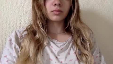 Snapshot of majo_gomezz chatting on June 2026 03:03:01 PM majo_gomezz online show from June 2026 03:03:01 PM