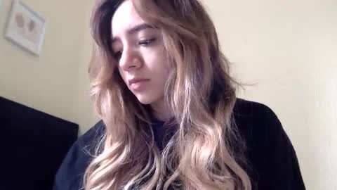 Snapshot of majo_gomezz chatting on June 2026 05:07:01 PM majo_gomezz online show from June 2026 05:07:01 PM