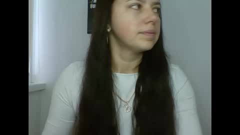 make_mesmile online show from November 2025 07:38:02 AM