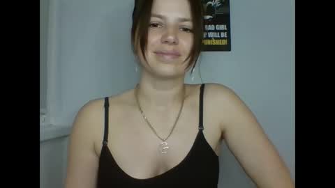 Snapshot of make_mesmile chatting on May 2026 06:47:02 PM make_mesmile online show from May 2026 06:47:02 PM