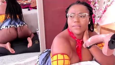Snapshot of makena_gh chatting on July 2026 04:19:01 AM makena online show from July 2026 04:19:01 AM