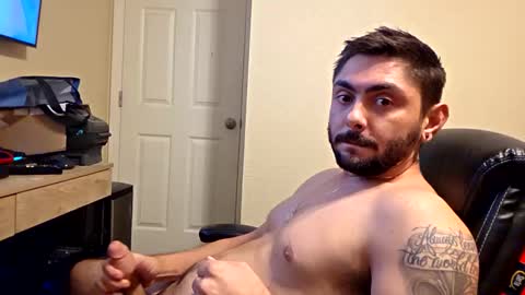 Snapshot of mako4u chatting on November 2025 01:08:02 AM mako4u online show from November 2025 01:08:02 AM