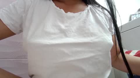 Snapshot of makulato chatting on July 2026 12:55:01 PM Maya online show from July 2026 12:55:01 PM