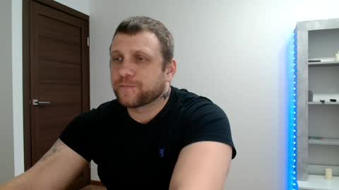 malchyshka online show from April 2026 01:20:01 PM