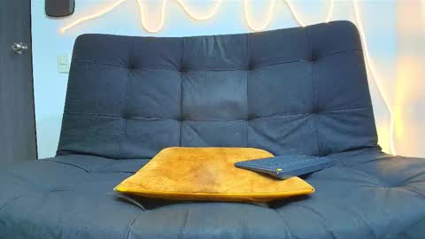 Malcom online show from March 2026 01:24:01 AM