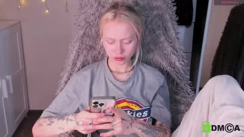 Malena online show from November 2025 10:26:02 AM