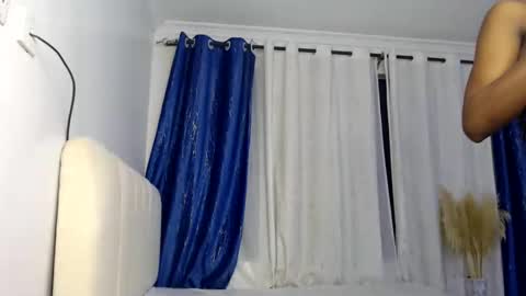 Snapshot of malia_baby chatting on April 2026 02:14:01 AM malia online show from April 2026 02:14:01 AM