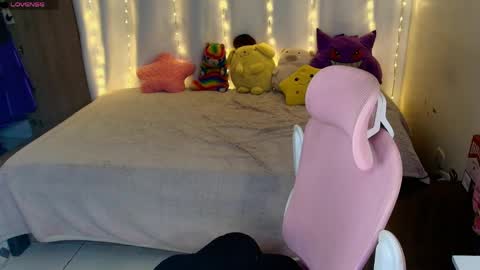 maliciaxpoison online show from June 2026 02:23:02 AM