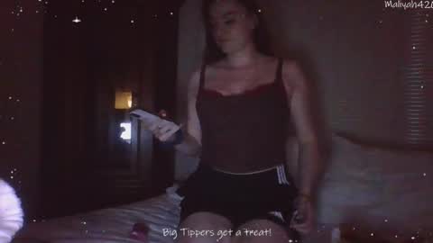 maliyah420 online show from April 2026 09:04:01 AM