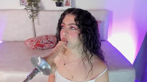 Malka online show from February 2025 12:06:01 AM