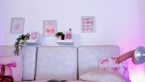 Malka online show from October 2025 07:36:02 PM